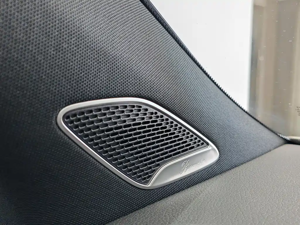 Mercedes-Benz EQA — фото 18