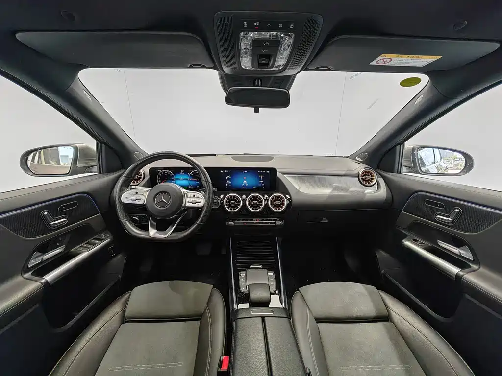 Mercedes-Benz EQA — фото 10