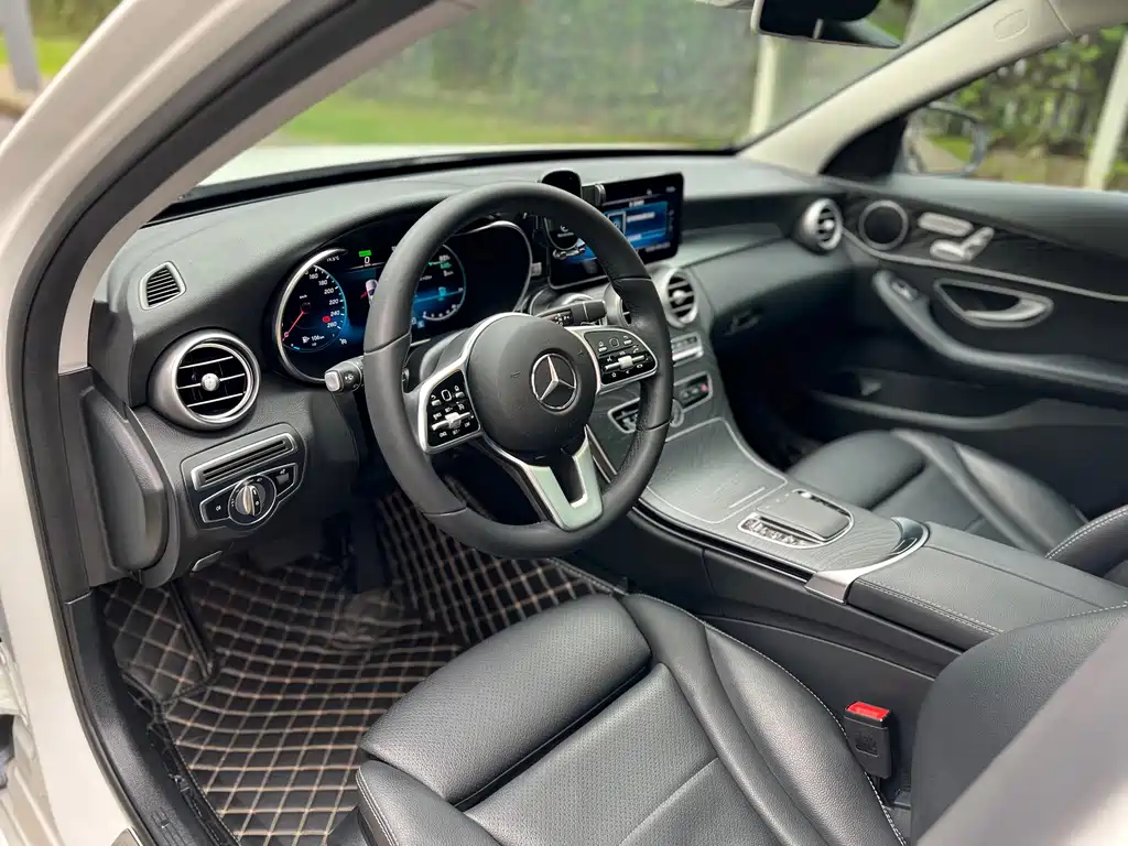 Mercedes-Benz C-Class (Import) — фото 21