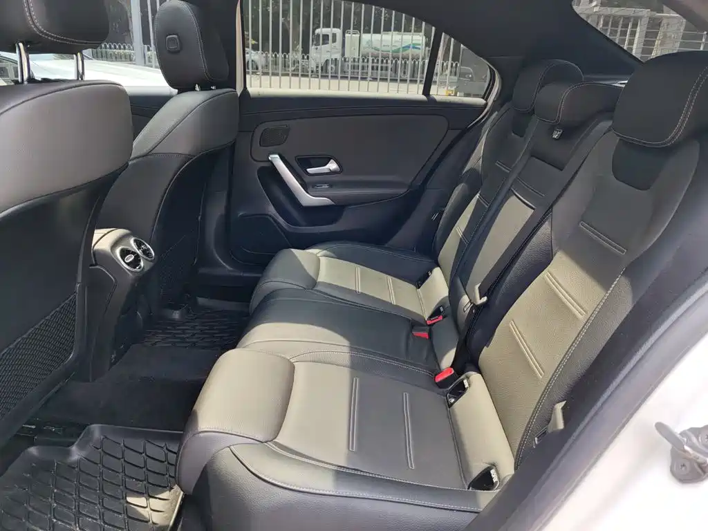 Mercedes-Benz A-Class AMG — фото 8