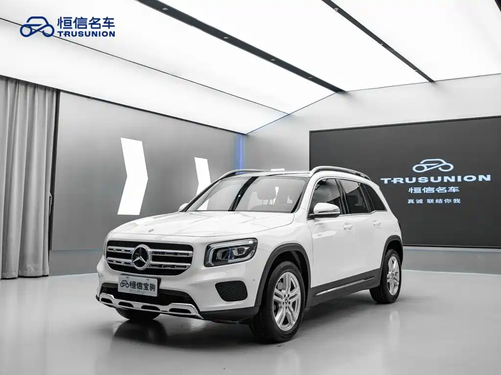 Mercedes-Benz GLB — фото 3