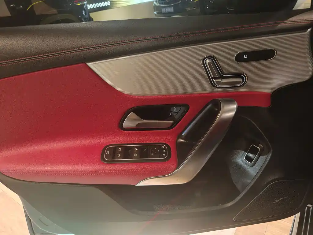 Mercedes-Benz A-Class AMG — фото 8