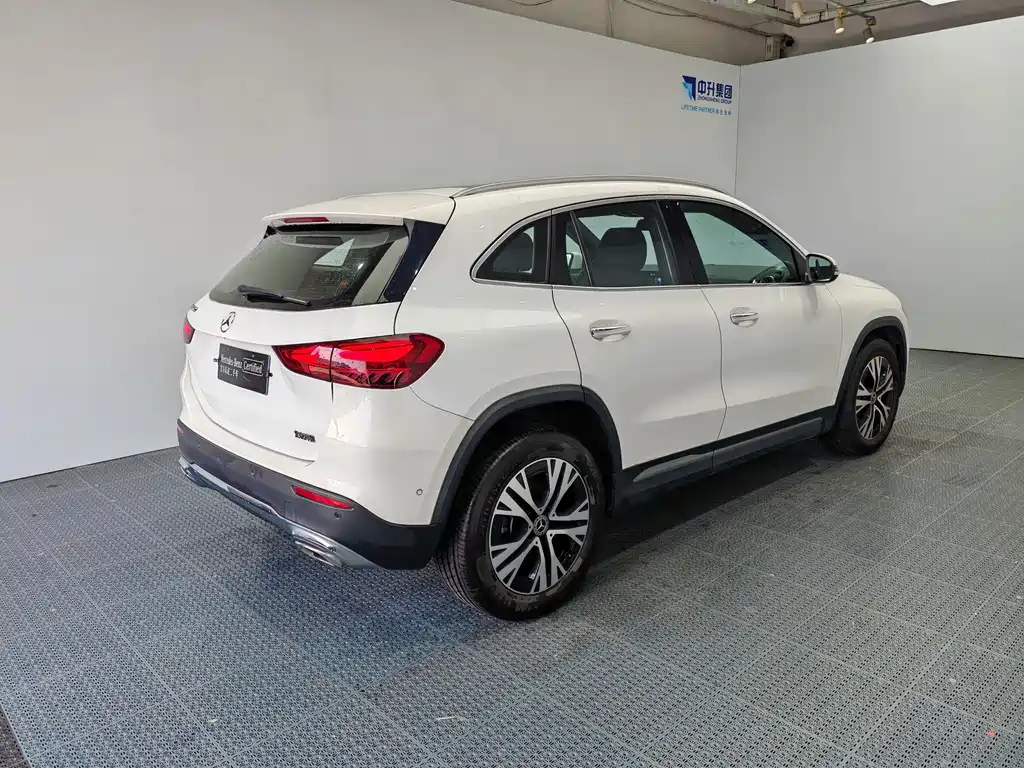 Mercedes-Benz GLA — фото 6