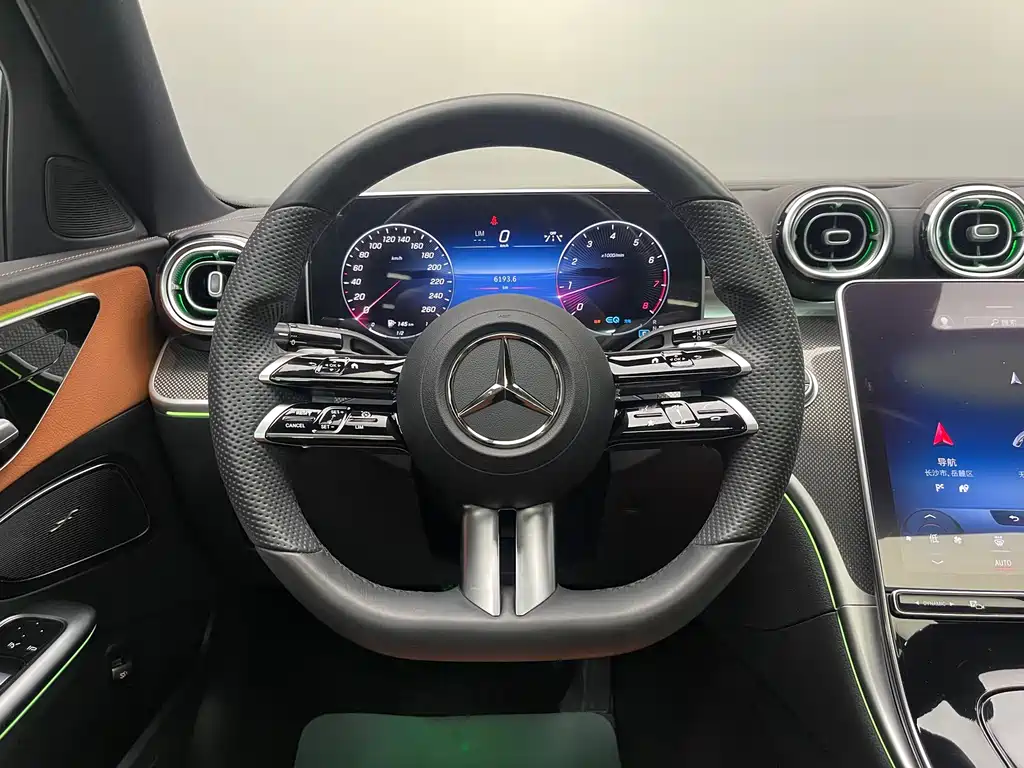 Mercedes-Benz C-Class — фото 13