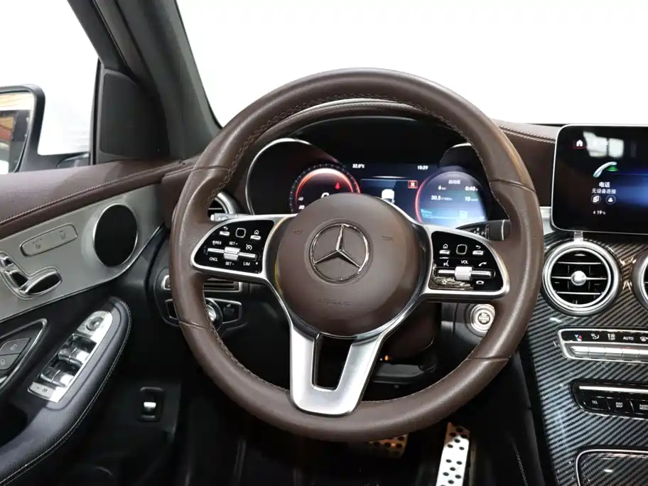 Mercedes-Benz GLC — фото 13