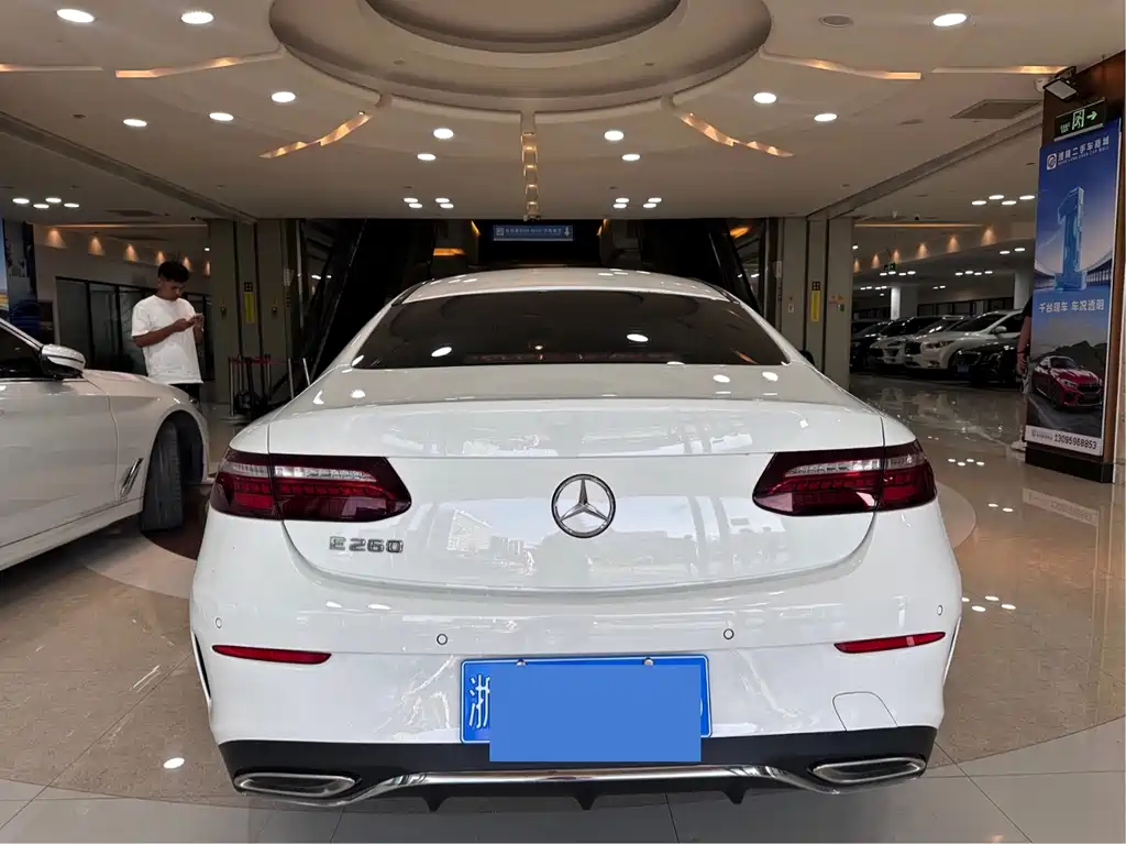 Mercedes-Benz E-Class (Import) — фото 14
