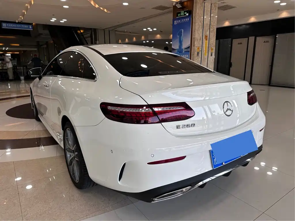 Mercedes-Benz E-Class (Import) — фото 15
