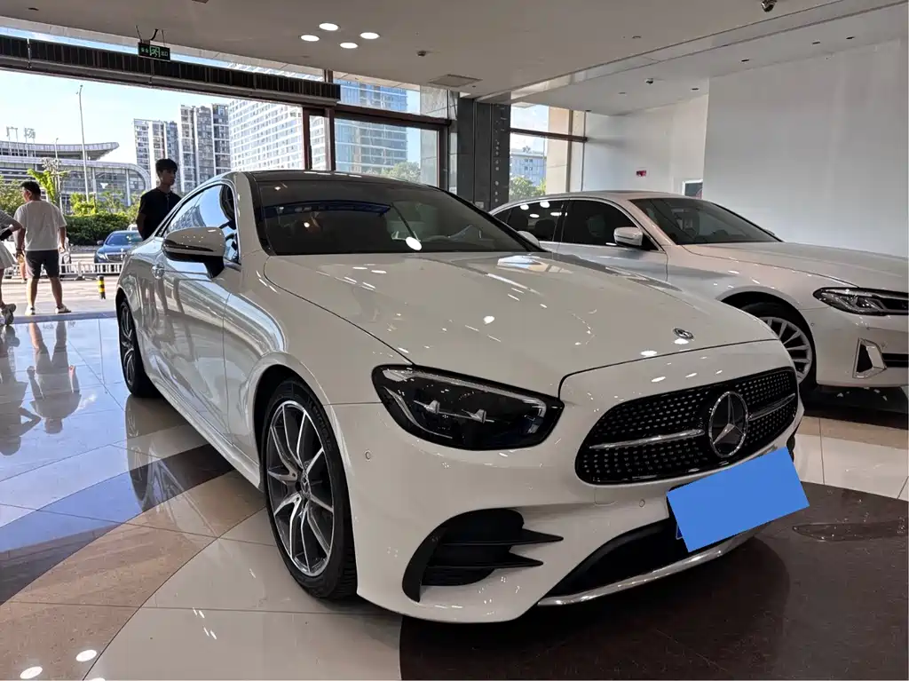 Mercedes-Benz E-Class (Import) — фото 3