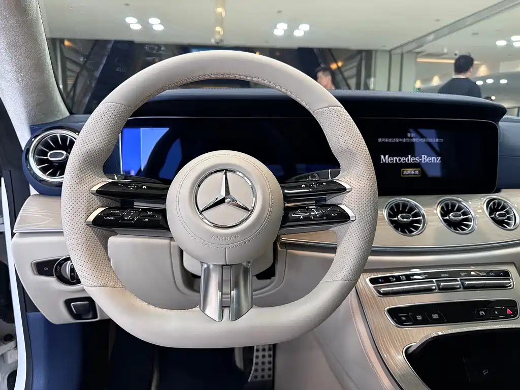 Mercedes-Benz E-Class (Import) — фото 6
