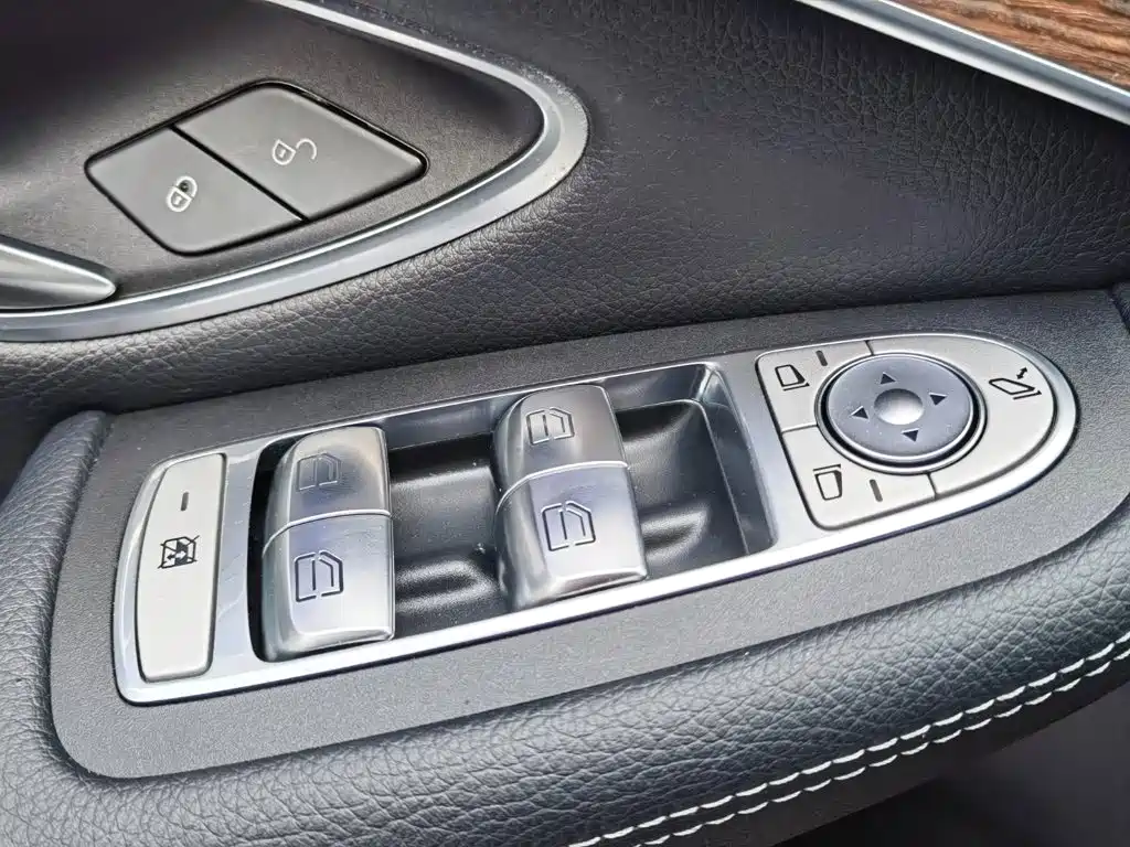 Mercedes-Benz GLC — фото 33
