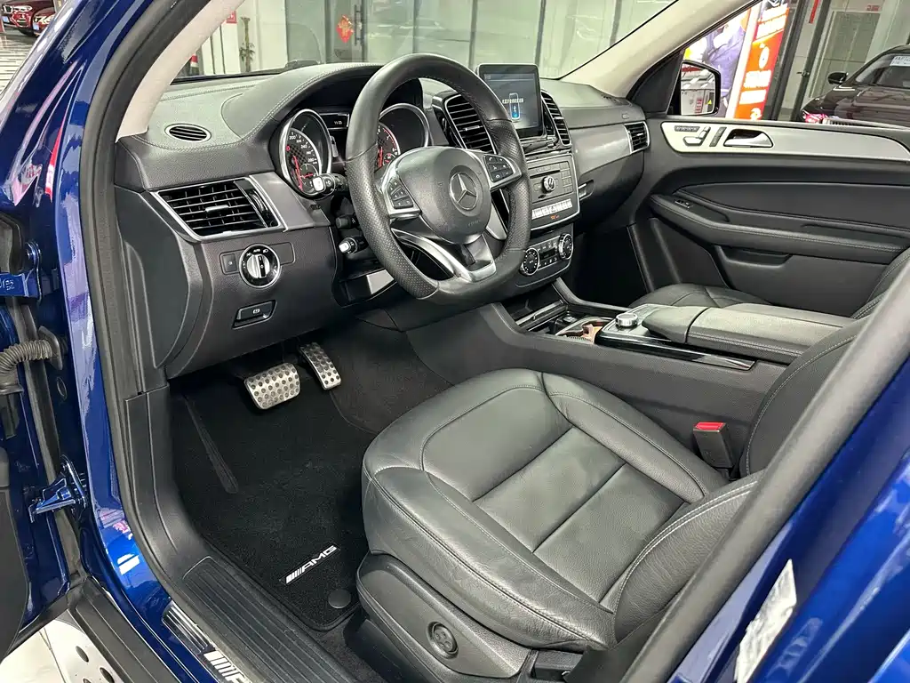 Mercedes-Benz GLE AMG — фото 11