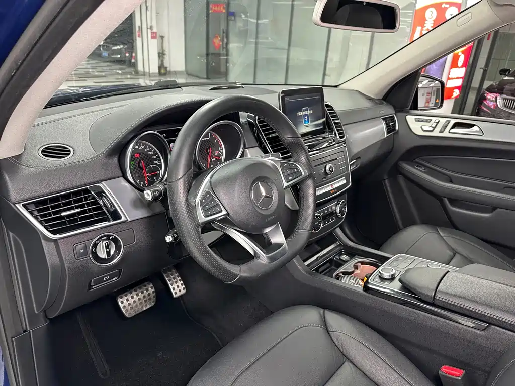 Mercedes-Benz GLE AMG — фото 28