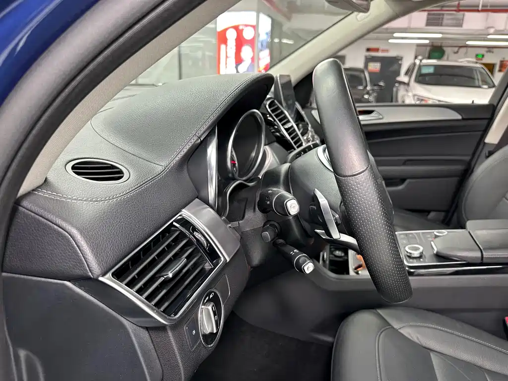 Mercedes-Benz GLE AMG — фото 31