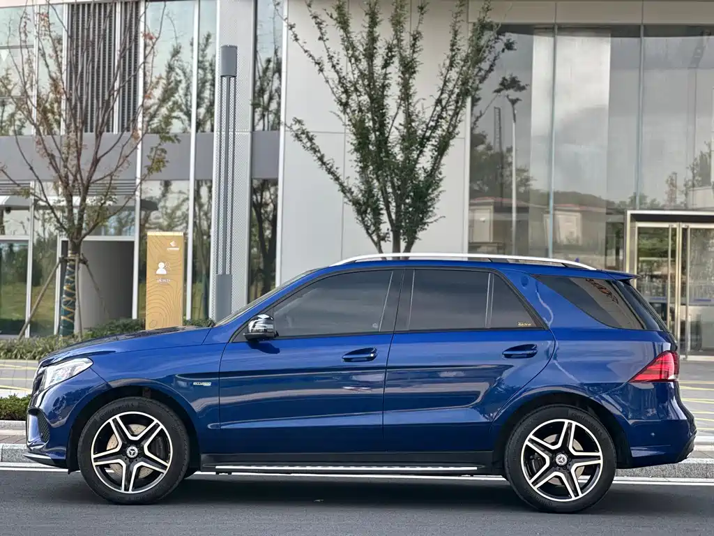 Mercedes-Benz GLE AMG — фото 6