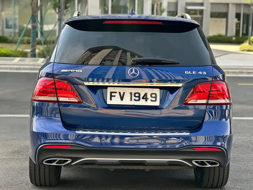 Mercedes-Benz GLE AMG — фото 9