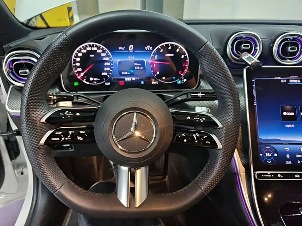 Mercedes-Benz C-Class — фото 11