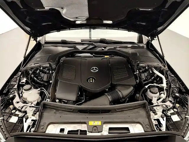 Mercedes-Benz C-Class — фото 17