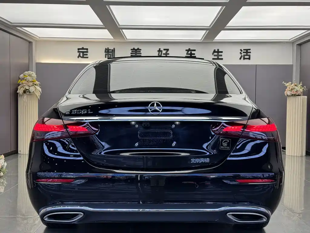 Mercedes-Benz E-Class — фото 11