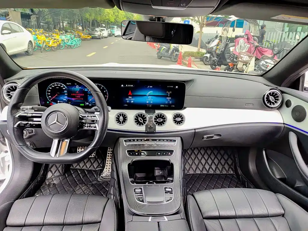 Mercedes-Benz E-Class (Import) — фото 10
