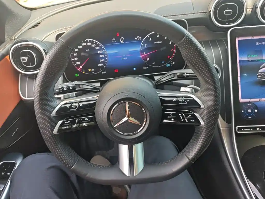Mercedes-Benz GLC — фото 11