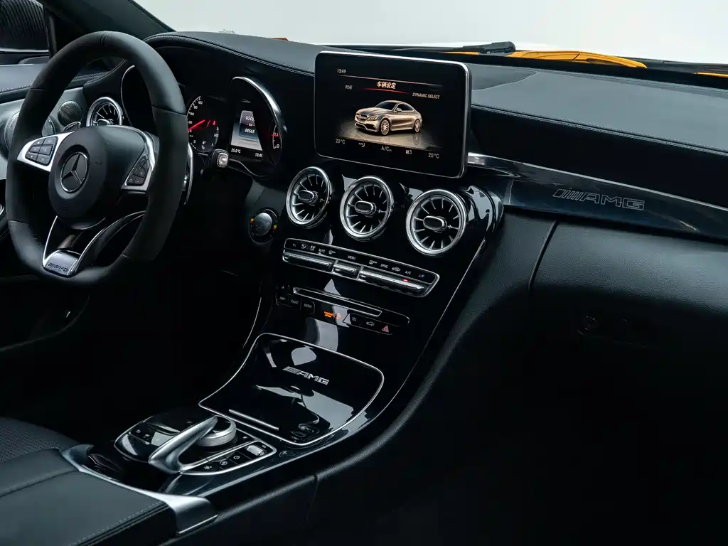 Mercedes-Benz C-Class AMG — фото 17