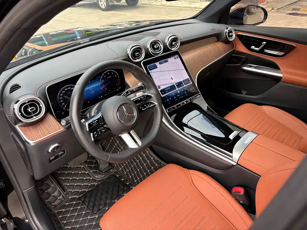 Mercedes-Benz GLC — фото 5