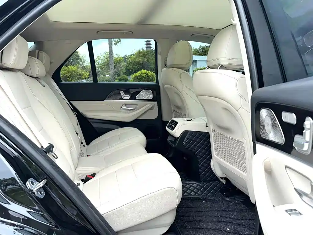 Mercedes-Benz GLE (Import) — фото 7