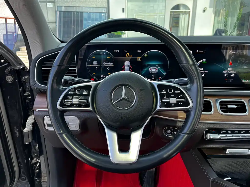Mercedes-Benz GLE (Import) — фото 8