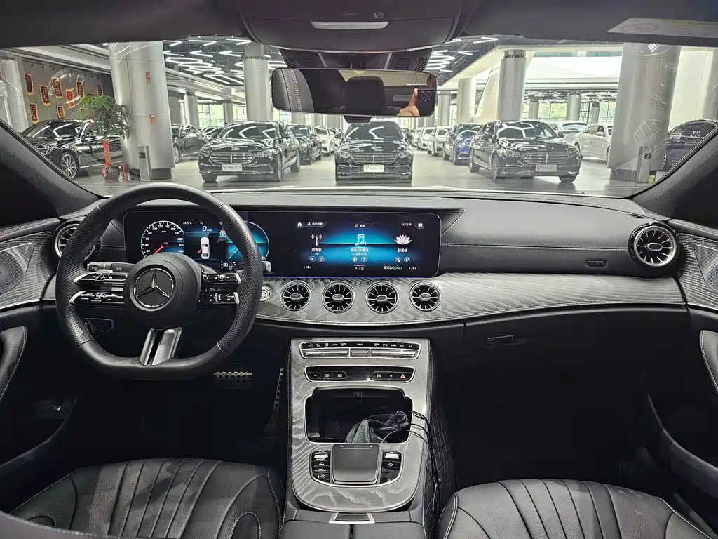Mercedes-Benz CLS — фото 5