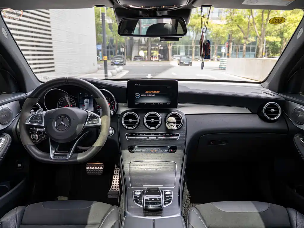 Mercedes-Benz GLC AMG — фото 14