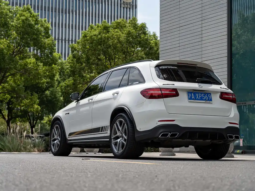 Mercedes-Benz GLC AMG — фото 6