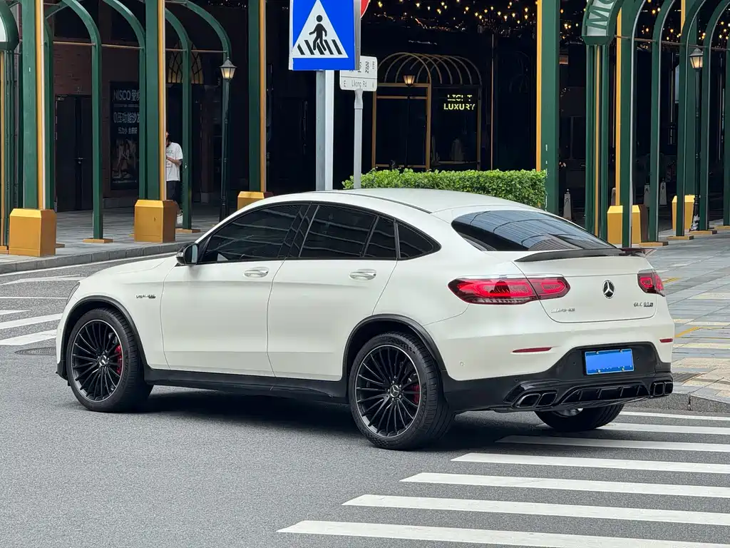 Mercedes-Benz GLC Coupe AMG — фото 4