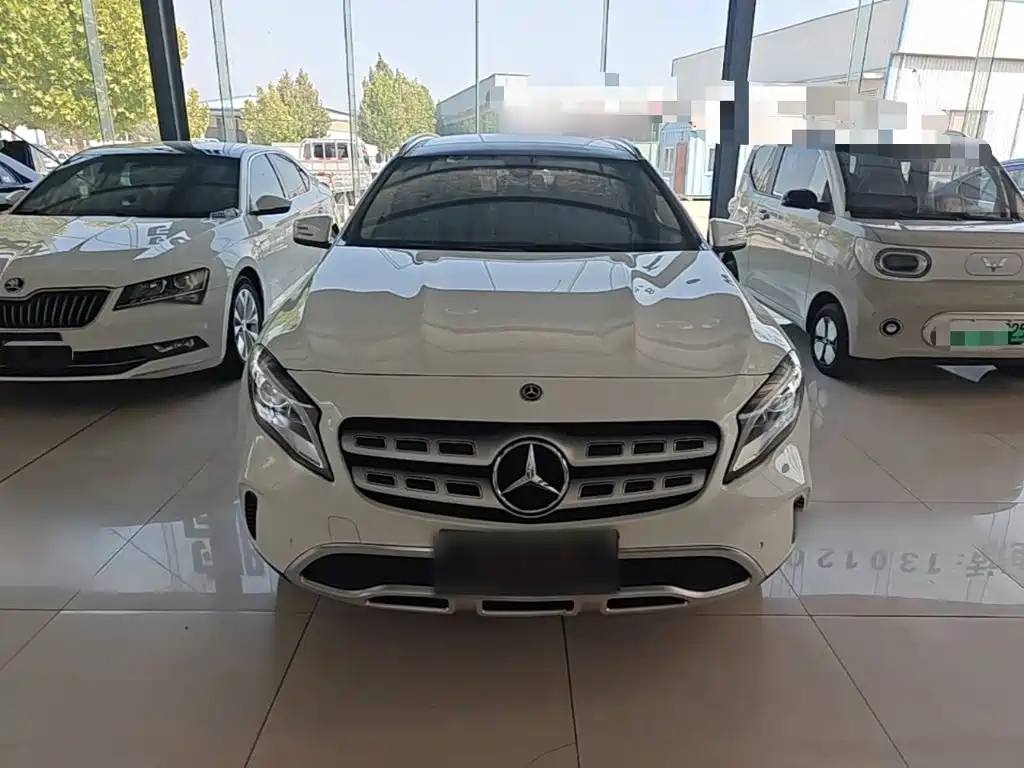 Mercedes-Benz GLA — фото 3