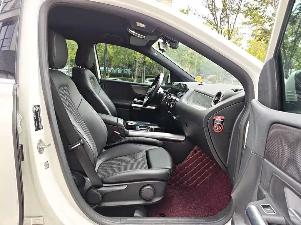 Mercedes-Benz B-Class — фото 18
