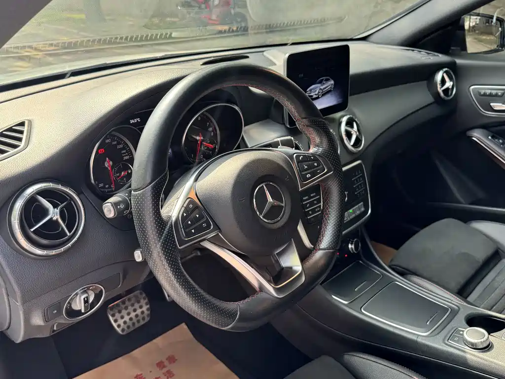 Mercedes-Benz CLA (Import) — фото 7