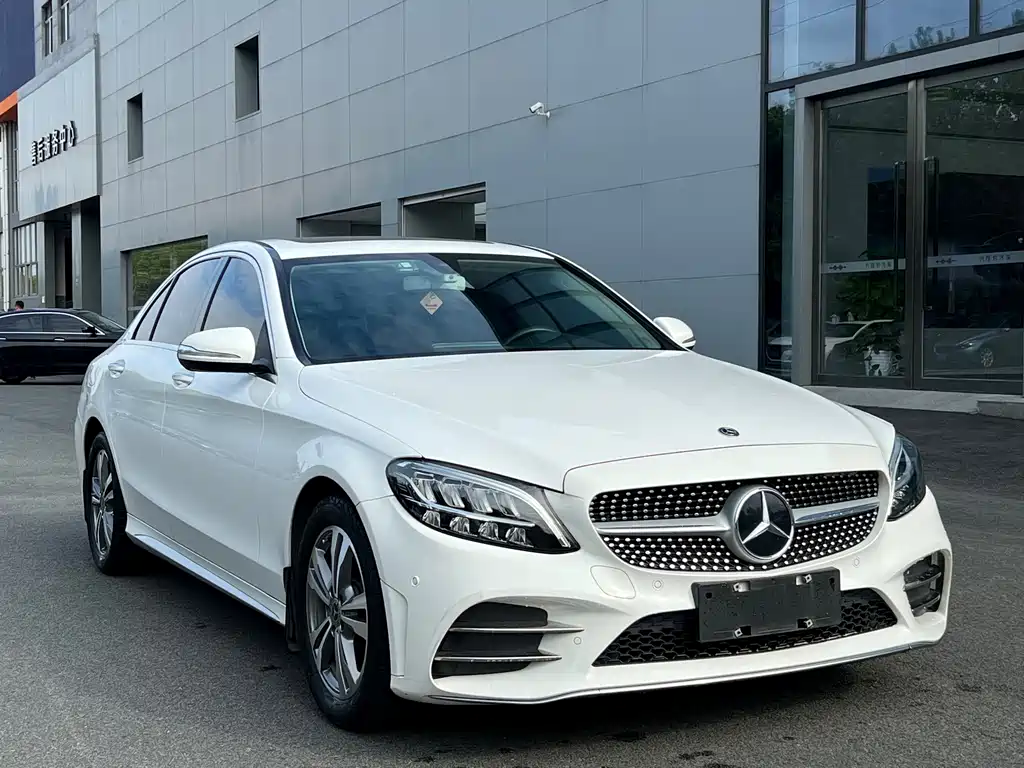 Mercedes-Benz C-Class — фото 13