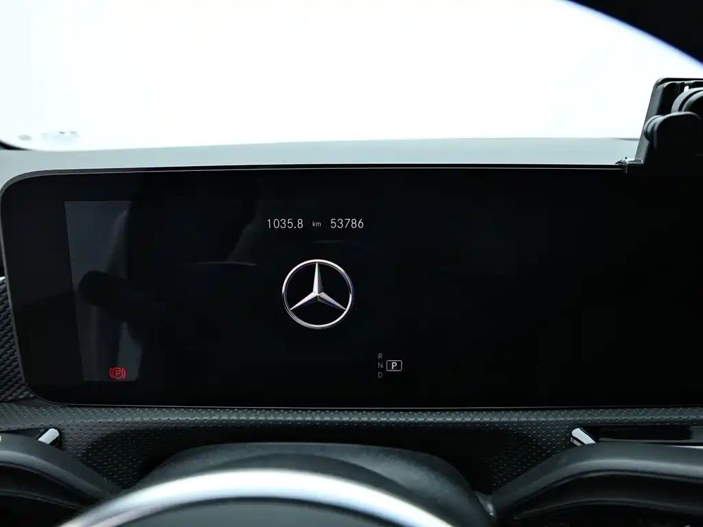 Mercedes-Benz A-Class — фото 10
