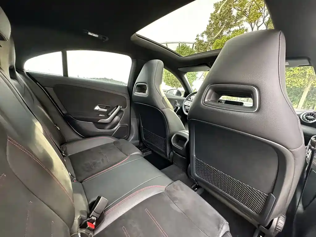 Mercedes-Benz CLA (Import) — фото 34