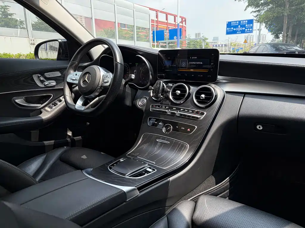 Mercedes-Benz C-Class — фото 11