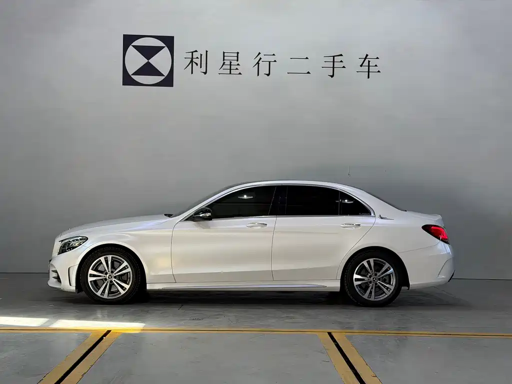 Mercedes-Benz C-Class — фото 2