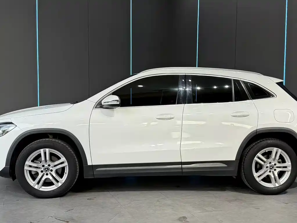 Mercedes-Benz GLA — фото 4