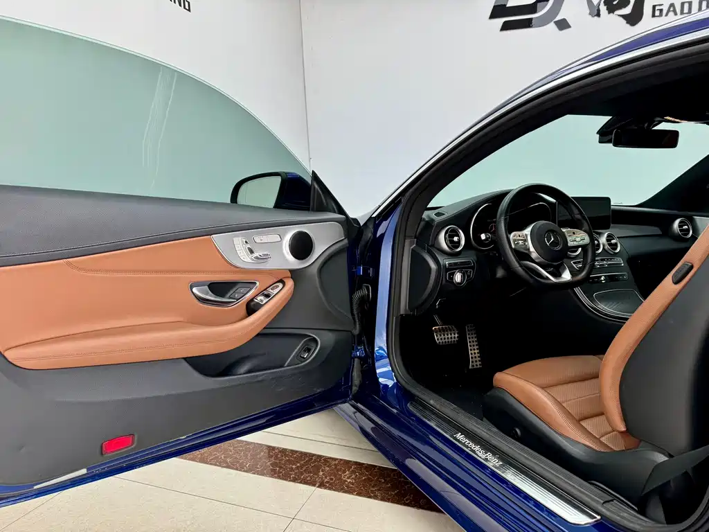 Mercedes-Benz C-Class (Import) — фото 7