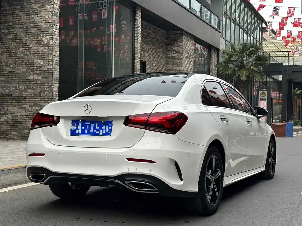 Mercedes-Benz A-Class — фото 15