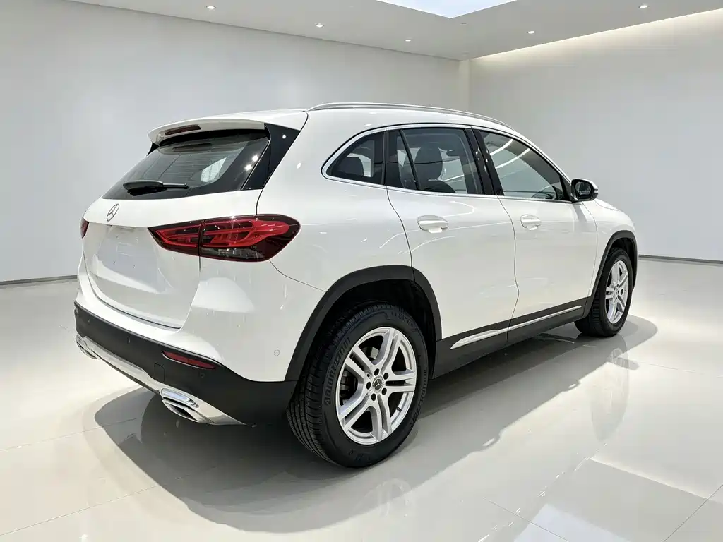 Mercedes-Benz GLA — фото 4
