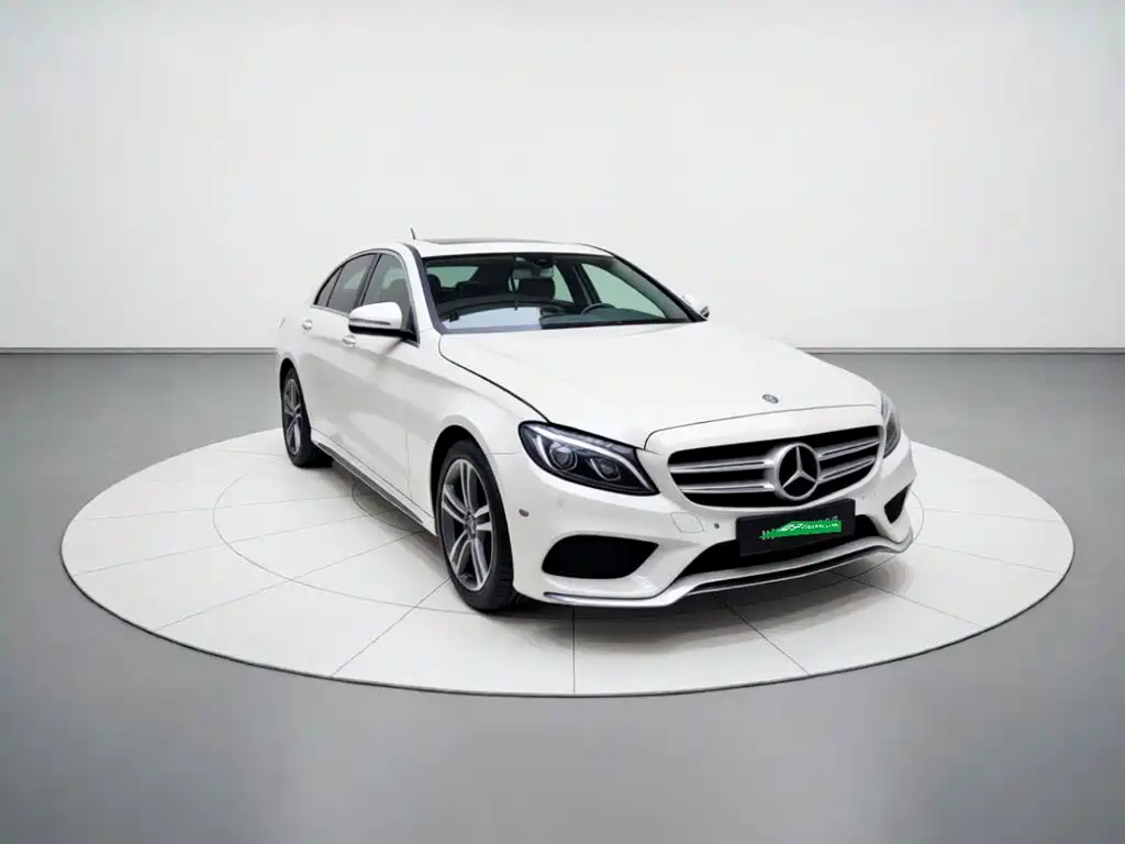 Mercedes-Benz E-Class — фото 3