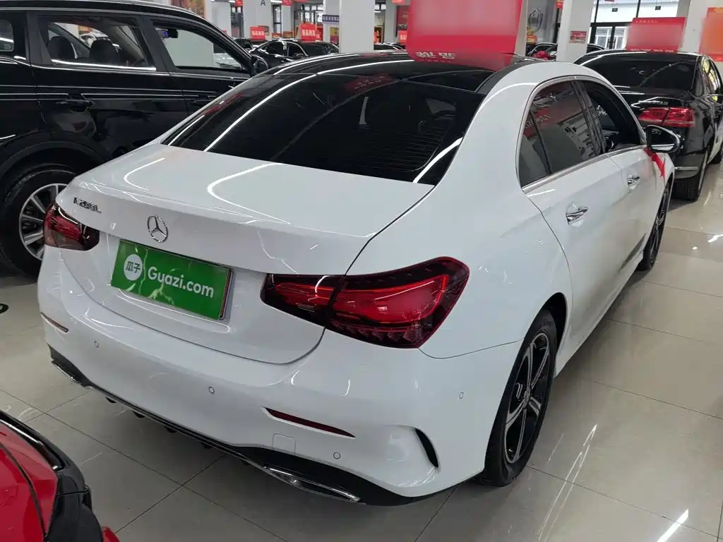 Mercedes-Benz A-Class — фото 14
