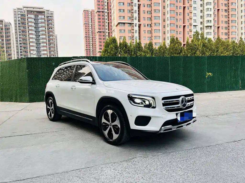 Mercedes-Benz GLB — фото 3