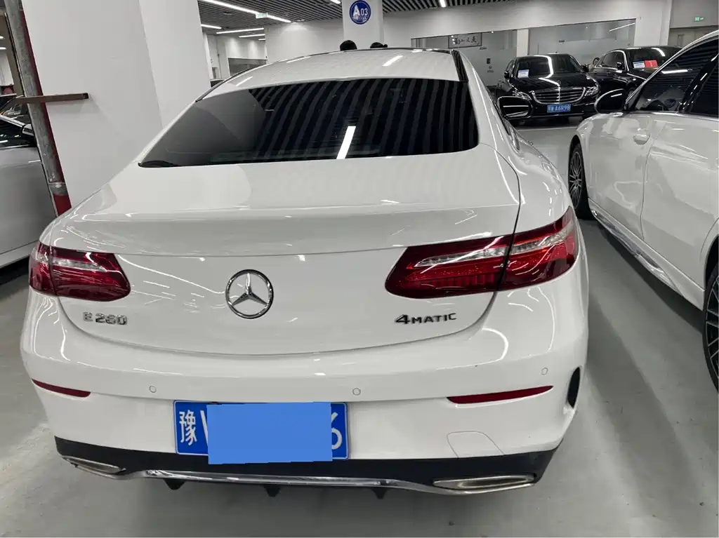 Mercedes-Benz E-Class (Import) — фото 9