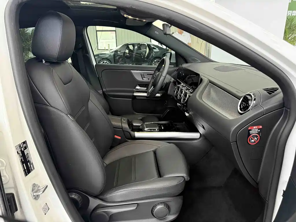 Mercedes-Benz GLA — фото 21
