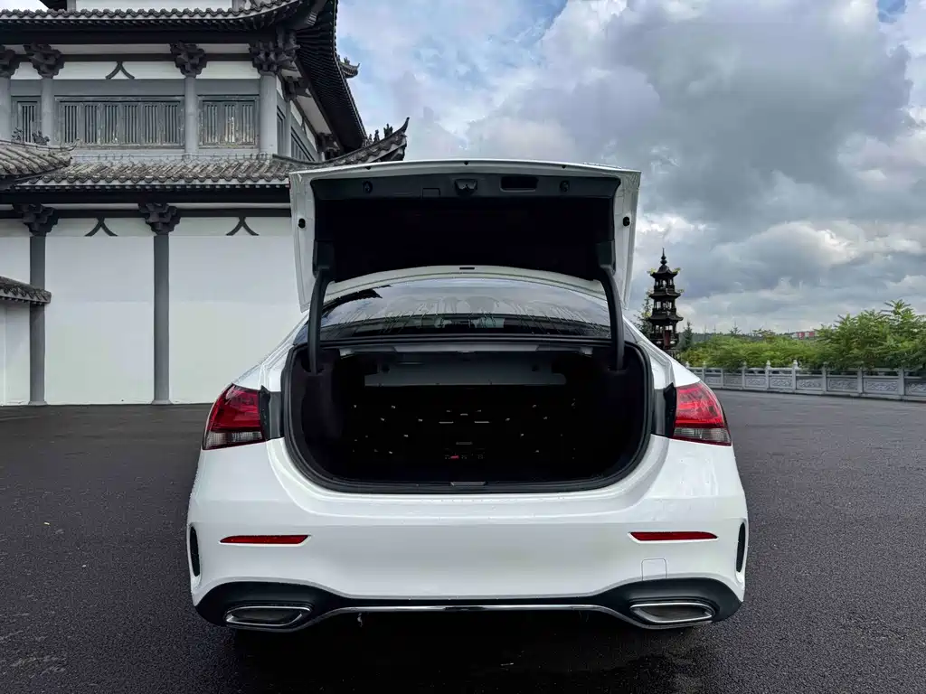Mercedes-Benz A-Class — фото 21